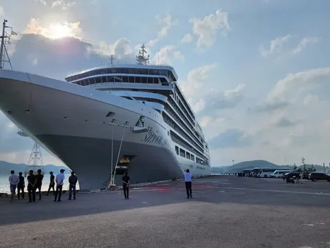 Nha Trang liên tục đón du thuyền quốc tế