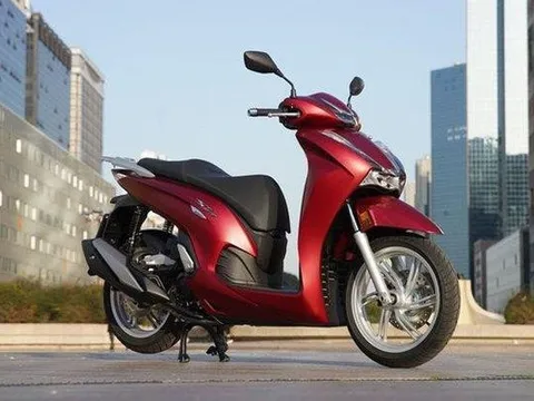 "Vua tay ga" Honda SH 350i giảm giá kịch sàn, thấp hơn giá đề xuất gần 20 triệu đồng