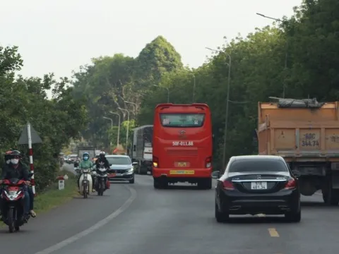 Đồng Nai: Những pha vượt ẩu “lạnh người” trên Quốc lộ 20