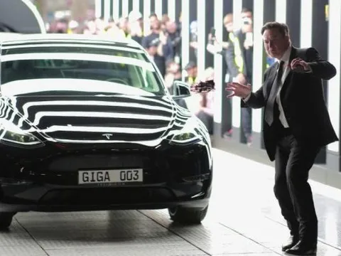 Tesla vừa đạt được cột mốc mà hãng xe điện nào cũng ao ước - Tham vọng bán 20 triệu chiếc/năm, gấp đôi thành tích Toyota 2022