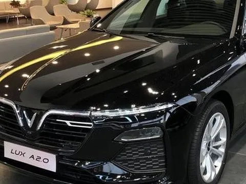 Đại lý xả VinFast Lux A2.0 lô cuối: Giá thấp nhất 590 triệu đồng, khách không cần tìm voucher, sản xuất 2022