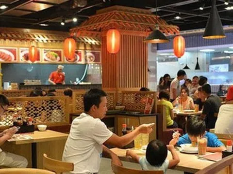 Giới trung lưu Việt ngày càng giàu hơn, thúc đẩy tiêu dùng nội địa Việt Nam vượt xa Thái Lan, Anh và Đức vào 2030