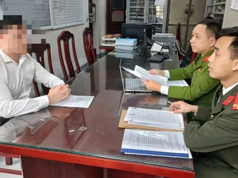 Bị đòi nợ, 2 thanh niên chuyển hướng cuộc gọi tới đường dây nóng Bộ Công an
