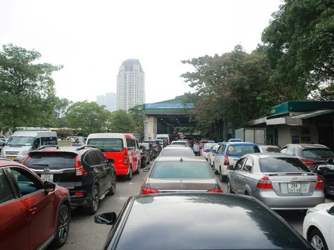 Cả Hà Nội chỉ còn 7 trung tâm đăng kiểm hoạt động, người dân nên chủ động sang tỉnh lân cận để đăng kiểm