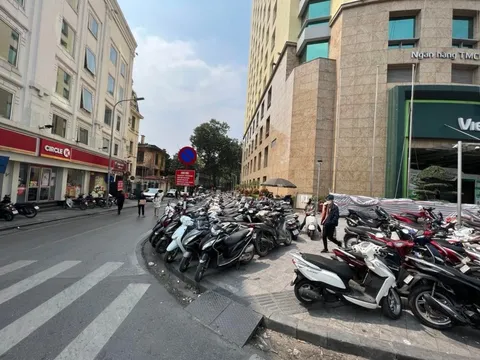 Ông Trần Sỹ Thanh: "Bêu tên" chủ tịch quận, huyện để xảy ra vi phạm vỉa hè, lòng đường