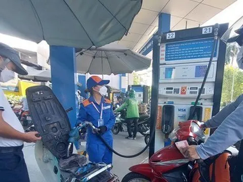 Nên bỏ hay giữ Quỹ bình ổn giá?