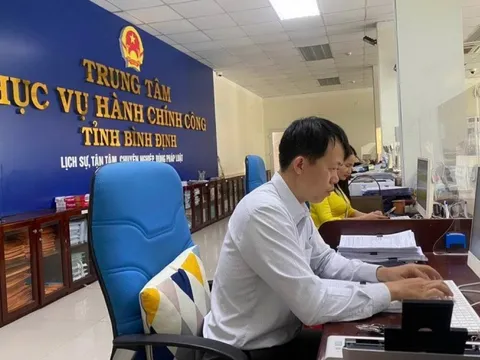 Thay đổi vị trí công tác cán bộ có dấu hiệu sách nhiễu
