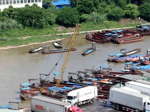 Tạm dừng cửa khẩu Ka Long thông thương với Trung Quốc