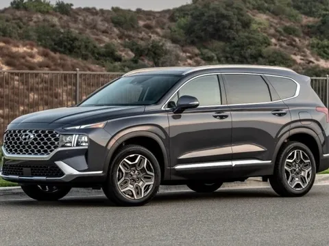 Hết thời bia kèm lạc, 2 mẫu ô tô từng đội giá tới 150 triệu đồng nay bất ngờ lao dốc