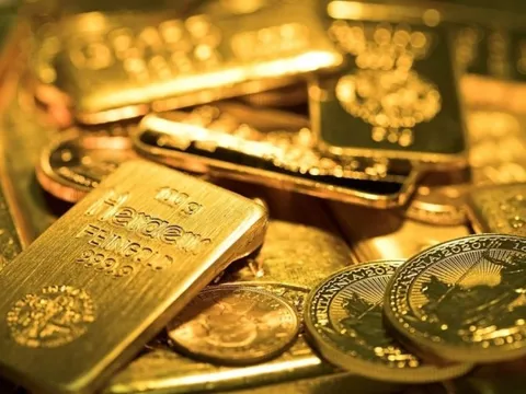 Giá vàng trong nước đứng yên bất chấp đà tăng của vàng thế giới