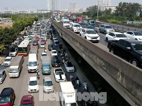 Đề xuất 8 mức thu phí đường bộ với ô tô, cao nhất hơn 1,4 triệu đồng/tháng