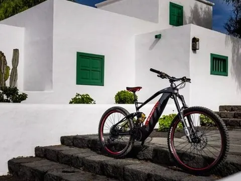 Xe đạp điện địa hình của Audi giá hơn 200 triệu đồng