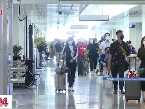 Mở visa - "Cánh cửa" phục hồi du lịch Việt Nam