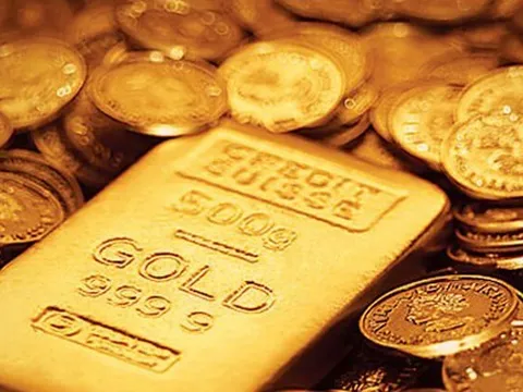 Giá vàng trong nước ‘nín thở’ trước bất ổn tài chính thế giới