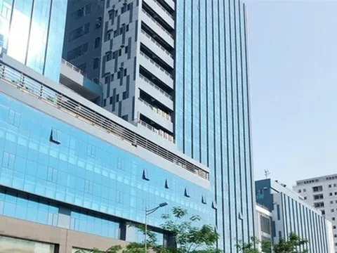 Công an Hà Nội được yêu cầu làm rõ phản ánh 'cò dịch vụ' tại Trung tâm hành chính công