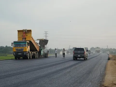 Lùi thời gian hoàn thành cao tốc Vĩnh Hảo - Phan Thiết đến 30-6