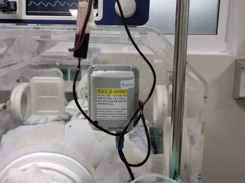 Bé trai sơ sinh bị bỏ rơi tử vong sau nỗ lực cấp cứu tại bệnh viện