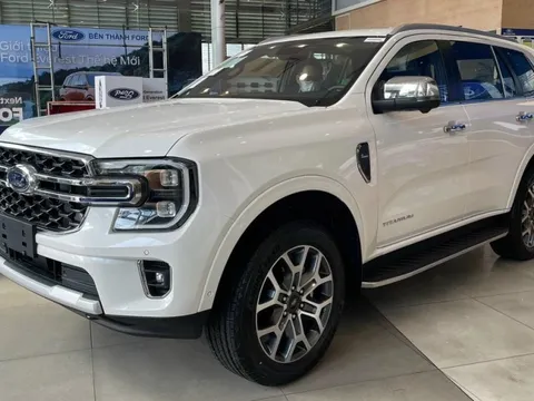 Đại lý báo Ford sắp tăng giá một loạt SUV ở Việt Nam: Everest gần chạm mốc 1,5 tỷ, Explorer đắt kỷ lục