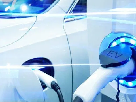 Xe điện "hot", ông chủ công ty sản xuất linh kiện pin thành tỷ phú