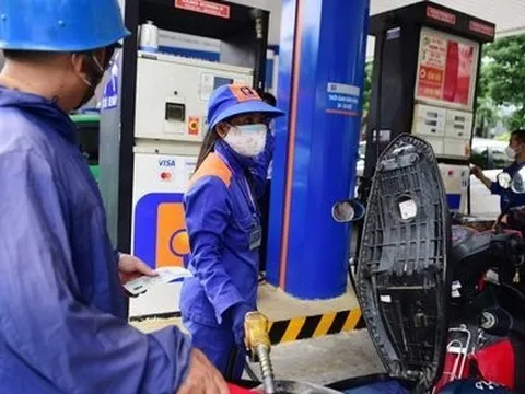 Xăng dầu đồng loạt tăng giá từ 15h ngày 13/3