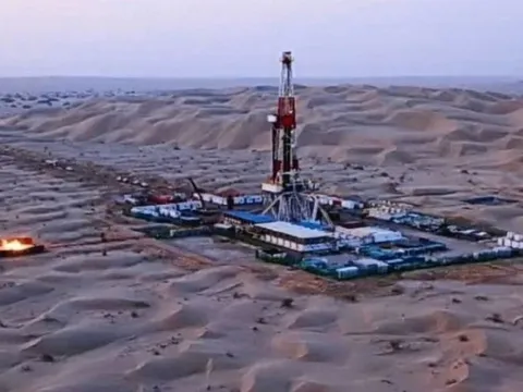 Trung Quốc lập kỷ lục độ sâu mới về giếng khoan dầu ở châu Á