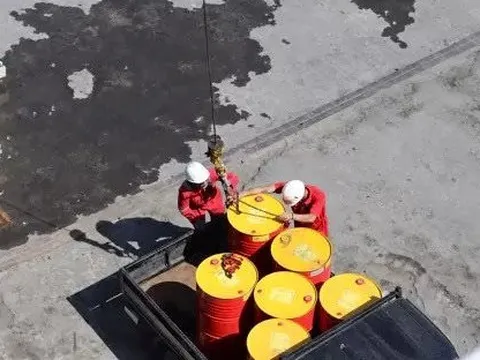 Giảm gần 10 USD trong 3 ngày, giá dầu sẽ đi về đâu?