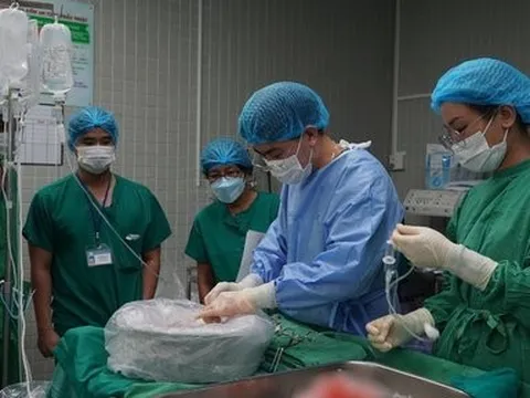 Viết tiếp hành trình kéo dài sự sống tại Bệnh viện Chợ Rẫy