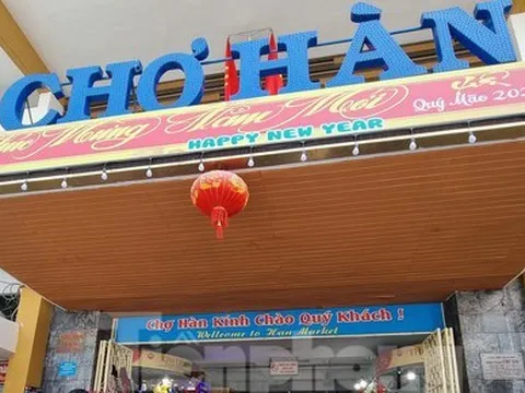 Lý do khách du lịch quốc tế đổ xô đến chợ Hàn - Đà Nẵng