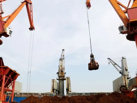 Giá quặng sắt tăng 60% kể từ đáy tháng 11/2022, nguồn cơn do đâu?