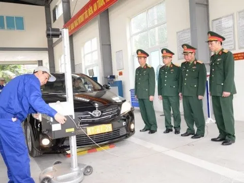 30 kiểm định viên quân sự được điều động hỗ trợ các trung tâm đăng kiểm nào?
