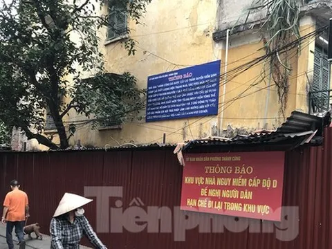 Hà Nội: Lập hàng rào tôn quây kín chung cư cũ G6A Thành Công