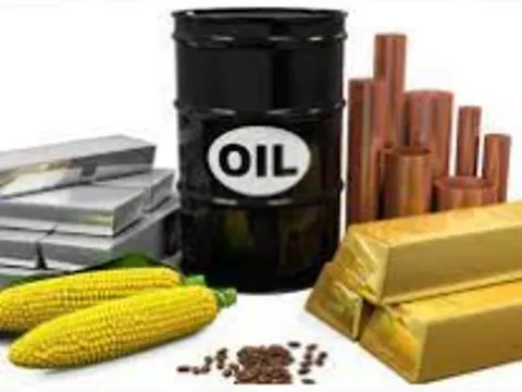 Thị trường ngày 18/3: Giá dầu giảm trở lại, vàng tiến gần ngưỡng 2.000 USD/ounce