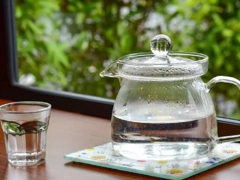 12 lợi ích khi uống nước tinh khiết buổi sáng , quan trọng nhất là điều thứ 5