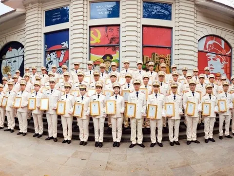 Vinh danh 75 tấm gương thanh niên Công an Thủ đô làm theo lời Bác