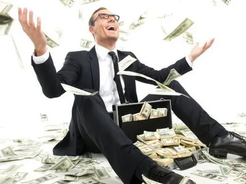 Người đàn ông chia sẻ cách kiếm tiền, hơn 10 triệu đồng/giờ chỉ nhờ làm việc online đơn giản này