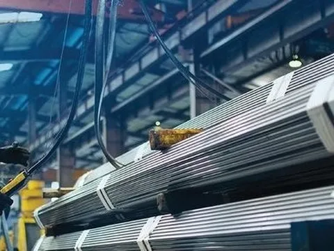 Sản xuất, tiêu thụ thép đã tăng trở lại nhưng vẫn chưa khởi sắc