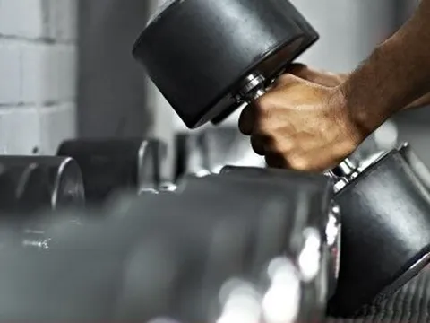 Người liệt chân, người tử vong vì tập gym, yoga: Bác sĩ cảnh báo khi luyện tập