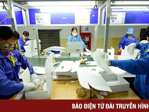 Doanh nghiệp nỗ lực tìm đơn hàng, "giữ việc" cho người lao động