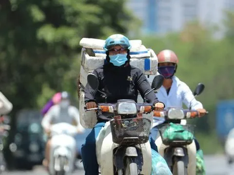 Miền Bắc, miền Trung nắng nóng gay gắt, có nơi trên 38 độ