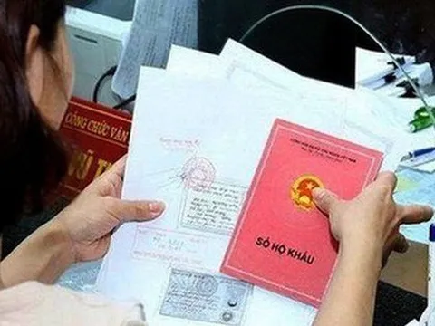 Hà Nội rà soát các quy định liên quan việc xuất trình sổ hộ khẩu, sổ tạm trú