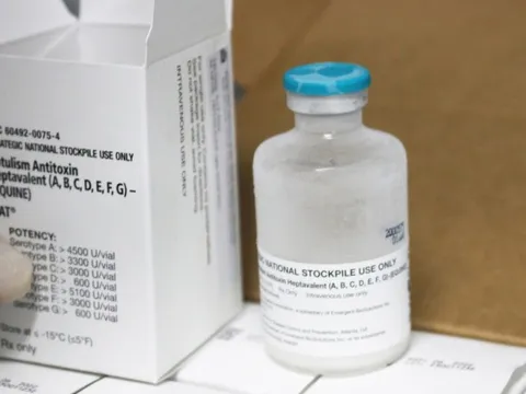 Thuốc giải trong vụ ngộ độc cá muối ủ chua giá 8.000 USD/lọ, thuộc loại hiếm trên thế giới