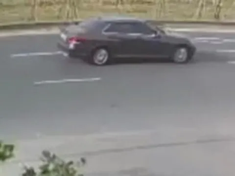 Khởi tố vụ án cán bộ ngân hàng lái xe Mercedes tông chết người