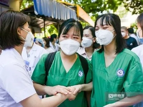 Bộ Y tế nêu giải pháp giữ chân nhân lực y tế khu vực công