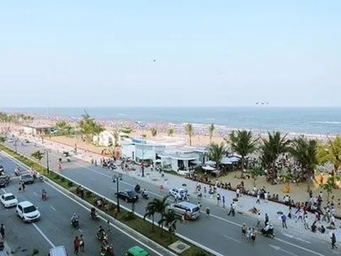 Tp.Sầm Sơn tìm phương án vận hành các "máy in tiền" dọc bãi biển