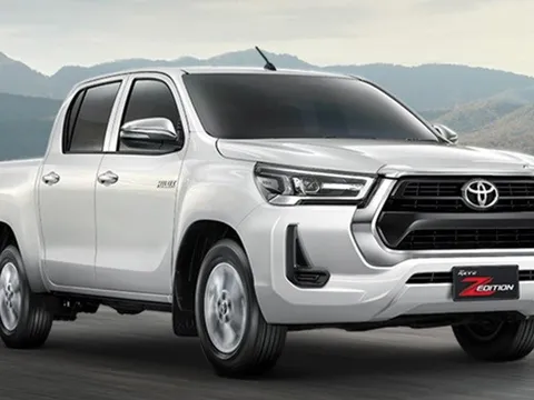 Toyota Hilux chính thức quay trở lại Việt Nam, nhưng chỉ có 1 phiên bản duy nhất