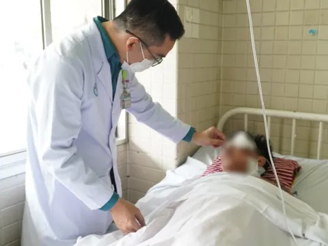 Một học sinh tử vong vì tự chế pháo nổ