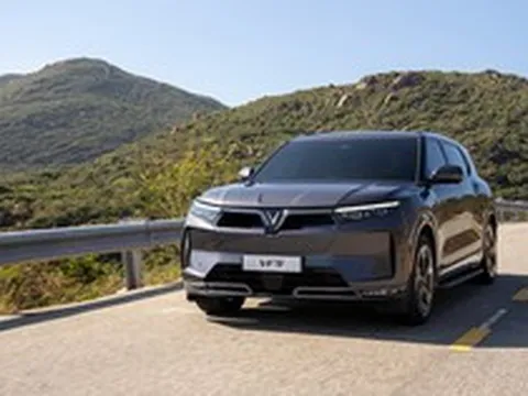 Ngắm VinFast VF9 bản thương mại: SUV điện cỡ lớn đầu tiên ở Việt Nam, giá cao nhất gần 2,2 tỷ đồng
