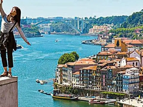 Những bức ảnh tự sướng nguy hiểm nhìn từ sức khỏe cộng đồng