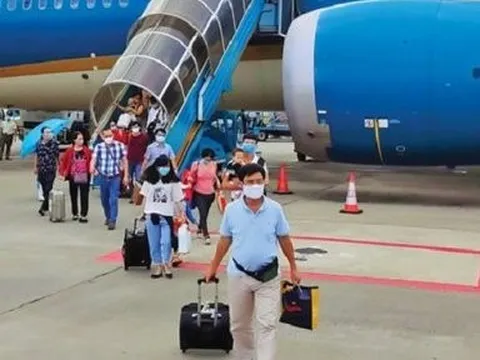 Tăng giá trần vé máy bay nội địa, ảnh hưởng thế nào đến ngành du lịch?