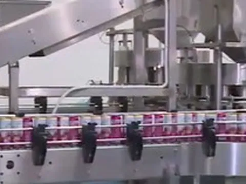 Cần xây dựng lộ trình áp thuế phù hợp với đồ uống có đường